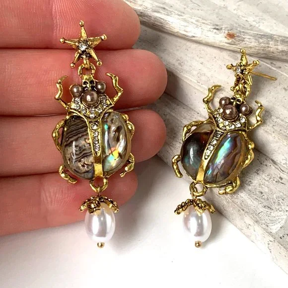 NEW~ Anthropologie Abalone Shell & Pearl Bug Earrings - Picture 8 of 9